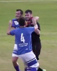 Ο Δημήτρης Ζαφείρης πέτυχε ίσως το τέρμα της χρονιάς στο ματς με τους Ν. Ηροδότου στο γήπεδο της Αλικαρνασσού. 