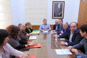 Δύο σημαντικές συμβάσεις υπέγραψε ο περιφερειάρχης Κρήτης Σταύρος Αρναουτάκης