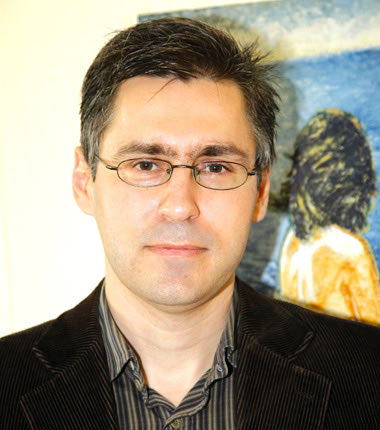 Ο φιλόλογος στο 10° Λύκειο Ηρακλείου, κ. Νεκτάριος Χατζάκης,