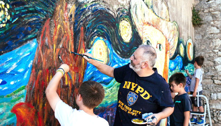 ΣΤΟ ΕΡΓΑΣΤΗΡΙΟ ΤΟΥ Κ. ΓΡΙΒΑΚΗ