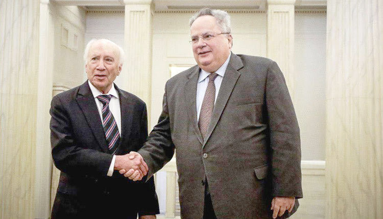 ο υπουργός Εξωτερικών Νίκος Κοτζιάς με τον  κ. Νίμιτ