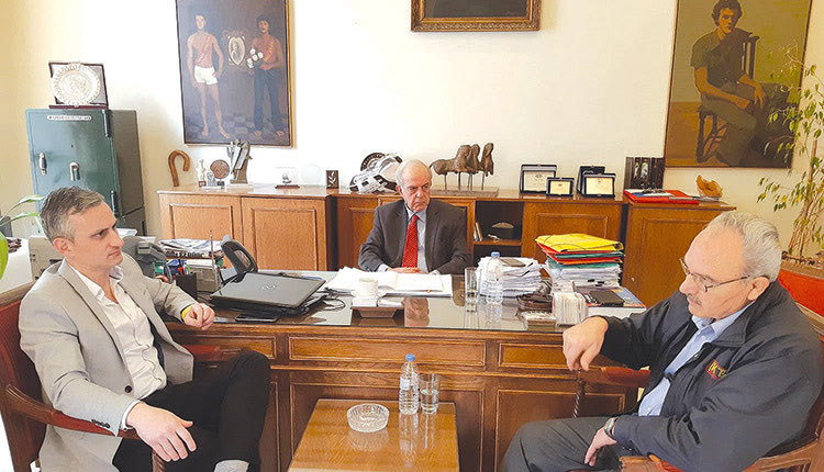 ΕΡΓΑ ΣΤΟ ΚΕΝΤΡΟ: Συνάντηση  με τον αντιδήμαρχο Γ. Αναστασάκη