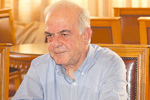 ο δήμαρχος κ. Λαμπρινός