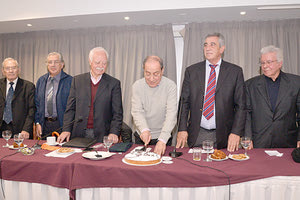 έκοψαν την πίτα τους οι συνταξιούχοι της Αγροτικής Τράπεζας