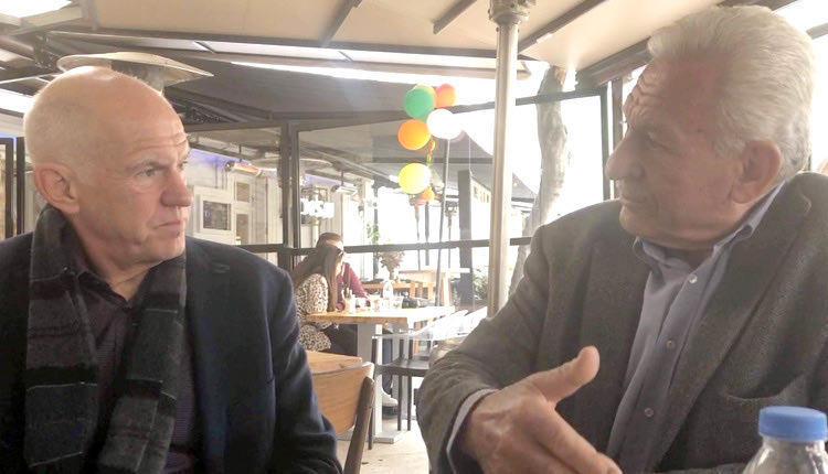 ο Γιώργος Παπανδρέου  και ο πρ. βουλευτής Μανόλης Στρατάκης