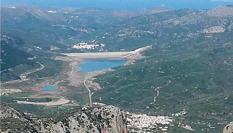 Θλίψη και αγωνία για τα φράγματα που στέγνωσαν