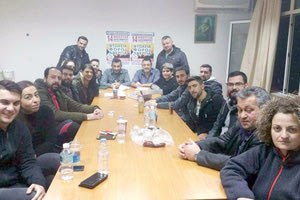 τα μέλη του συνδικάτου Επισιτισμού Τουρισμού ν. Ηρακλείου, το οποίο συγκροτήθηκε σε Σώμα.