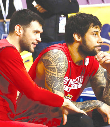 Παπανικολάου και Πρίντεζης στη χθεσινή προπόνηση των φιναλίστ.