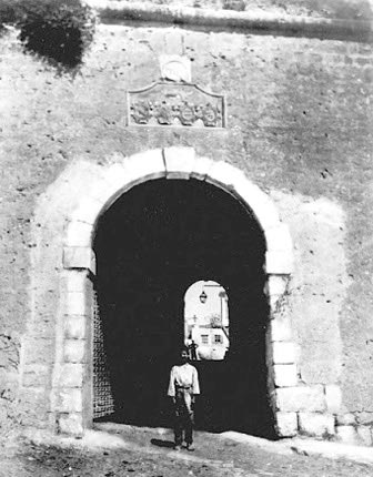 “Γενί Καπού”, Καινούργια Πόρτα ή Πύλη του Ιησού