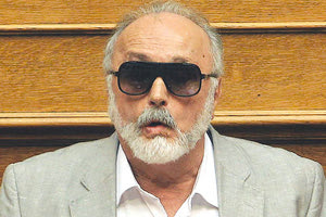 ΚΟΥΡΟΥΜΠΛΗΣ: «Ο Βενιζέλος μού ζήτησε  να ρίξουμε τον Παπανδρέου»