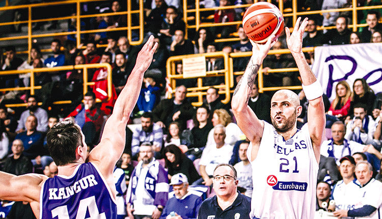 ΒΑΣΙΛΟΠΟΥΛΟΣ ΜΕ ΤΗΝ ΕΣΘΟΝΙΑ  ΣΤΟ ΗΡΑΚΛΕΙΟ