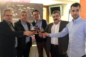 ΟΙΝΟΤΙΚΑ 2018 από τα Χανιά: Το «παρών» στην έκθεση έδωσε ο κ. Αρναουτάκης