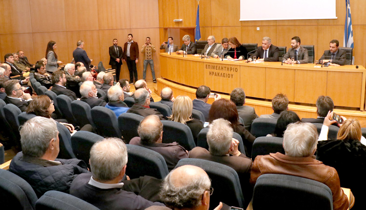 Από την εκδήλωση στο Επιμελητήριο η Ντόρα Μπακογιάννη