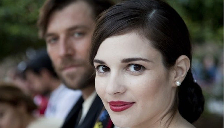 Στον ρόλο της Άννας Βανδουλάκη στο «Νησί»