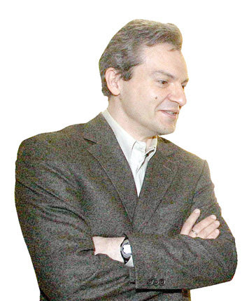 Ο κ. Αλέξης Καλοκαιρινός πρόεδρος της ΕΚΙΜ