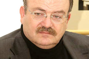 Γιώργος Παρασύρης