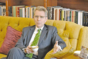 Ο Αμερικανός πρέσβης Τζέφρι Πάιατ.