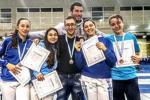 Η ομάδα ξιφασκίας του Θησέα