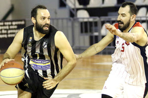 Ο Τσερκιτσόγλου στο ματς του ΟΦΗ με τον Κρόνο