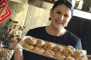 Η “ψυχή” της διοργάνωσης και του Οδηγού  Μαγειρικής του Φεστιβάλ Κρητικής Κουζίνας κ. Λένα Ηγουμενάκη