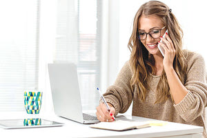 γυναίκα στην εργασία