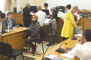 Εκλογικό τμήμα για τους… Ρώσους έγινε η Περιφέρεια Κρήτης!