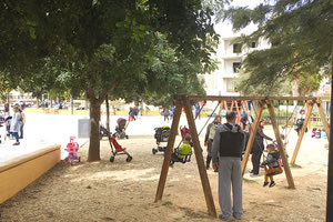  Η χαρά των παιδιών και των γονιών η πλατεία Νικαίας