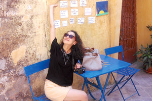 Η ΣΧΕΔΙΑΣΤΡΙΑ ΚΑΙ ΕΙΚΟΝΟΓΡΑΦΟΣ ΑΓΓΕΛΑ ΚΑΡΠΟΥΖΗ