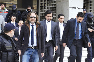 το τρίτο αίτημα των Τουρκικών αρχών για την παράδοση των οκτώ στρατιωτικών οι οποίοι κατέφυγαν στην Αλεξανδρούπολη μετά το αποτυχημένο πραξικόπημα