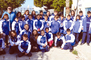 Τα Δελφίνια με τους προπονητές τους στα Χανιά