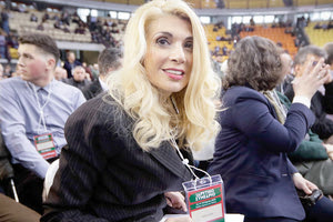 στο Κίνημα Αλλαγής με το συνέδριο-“σφηνάκι”