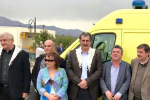 Τον νέο στόλο του ΕΚΑΒ Κρήτης από υπερσύγχρονα ασθενοφόρα είχε την ευκαιρία να επιθεωρήσει σε Ηράκλειο και Ανώγεια, ο αναπληρωτής υπουργός Υγείας Παύλος Πολάκης.