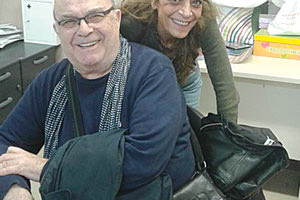 Ο σκηνοθέτης και συγγραφέας Κώστας Τσιάνος με την πρωταγωνίστρια του έργου Αγγελική Λεμονή