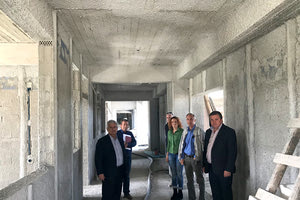 Την εξέλιξη των εργασιών  ανέγερσης του νέου Δημοτικού Σχολείου Γαζίου είχε τη δυνατότητα να διαπιστώσει ο δήμαρχος Μαλεβιζίου Κώστας Μαμουλάκης