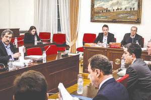 η Εξεταστική Επιτροπή που διερευνά τα σκάνδαλα στον χώρο της Υγείας με μάρτυρα τον αναπληρωτή υπουργό Υγείας Παύλο Πολάκη