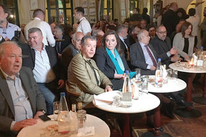 ο Σύνδεσμος Ιστορικών Καφέ της Ευρώπης τίμησε για τη συνεισφορά τους στον πολιτισμό τον Γιώργο και την Ηρώ Σγουράκη