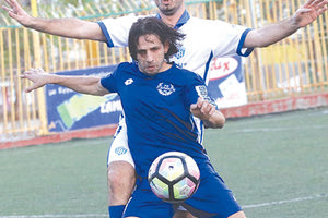 η Χαραυγή στο ματς με τη Γαρίπα