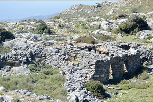 Η μάντρα του Σηφογιάννη στη θέση «Καλόγερος», όπως είναι σήμερα.