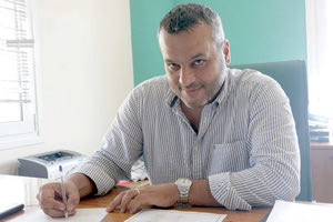 ο αντιδήμαρχος Χάρης Μαμουλάκης