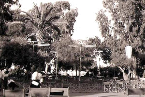 ΦΩΤΟ ΗΜΕΡΑΣ: Στο “Νέο Κέντρο”, στην όμορφη πλατεία...