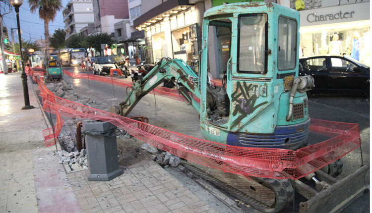 Νέα κυκλοφοριακή πραγματικότητα στο Ηράκλειο, καθώς κλείνει η οδός Δικαιοσύνης.