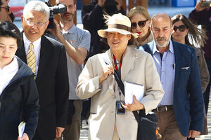 Μαγεύτηκε από την Κνωσό η πριγκίπισσα της Ταϋλάνδης