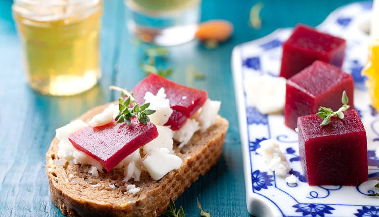 Κατσικίσιο τυρί με παστοκύδωνο 