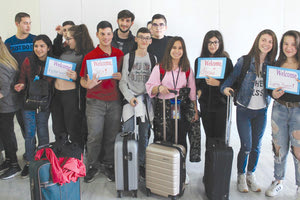 ΞΕΝΟΙ ΜΑΘΗΤΕΣ ΑΠΟ 4 ΧΩΡΕΣ ΣΤΟ 10ο ΓΥΜΝΑΣΙΟ