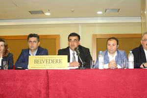 Στιγμιότυπο από την ολομέλεια του Παγκρήτιου Συλλόγου Διευθυντών Ξενοδοχείων