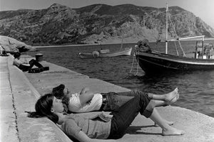 Πιάσανε οι ζέστες στην… Αγία Γαλήνη