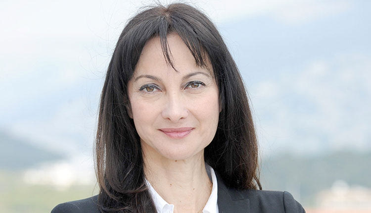 η υπουργός Τουρισμού