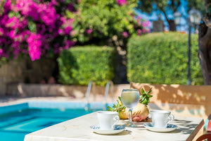 Καταφτάνουν οι επισκέπτες του Πάσχα