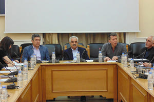 Σε αναμμένα κάρβουνα λόγω της λειψυδρίας