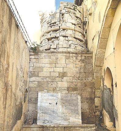 ΒΑΣΙΛΙΚΗ ΑΓΙΟΥ ΜΑΡΚΟΥ: Η εργολαβία “ξέθαψε” τουρκική επιγραφή